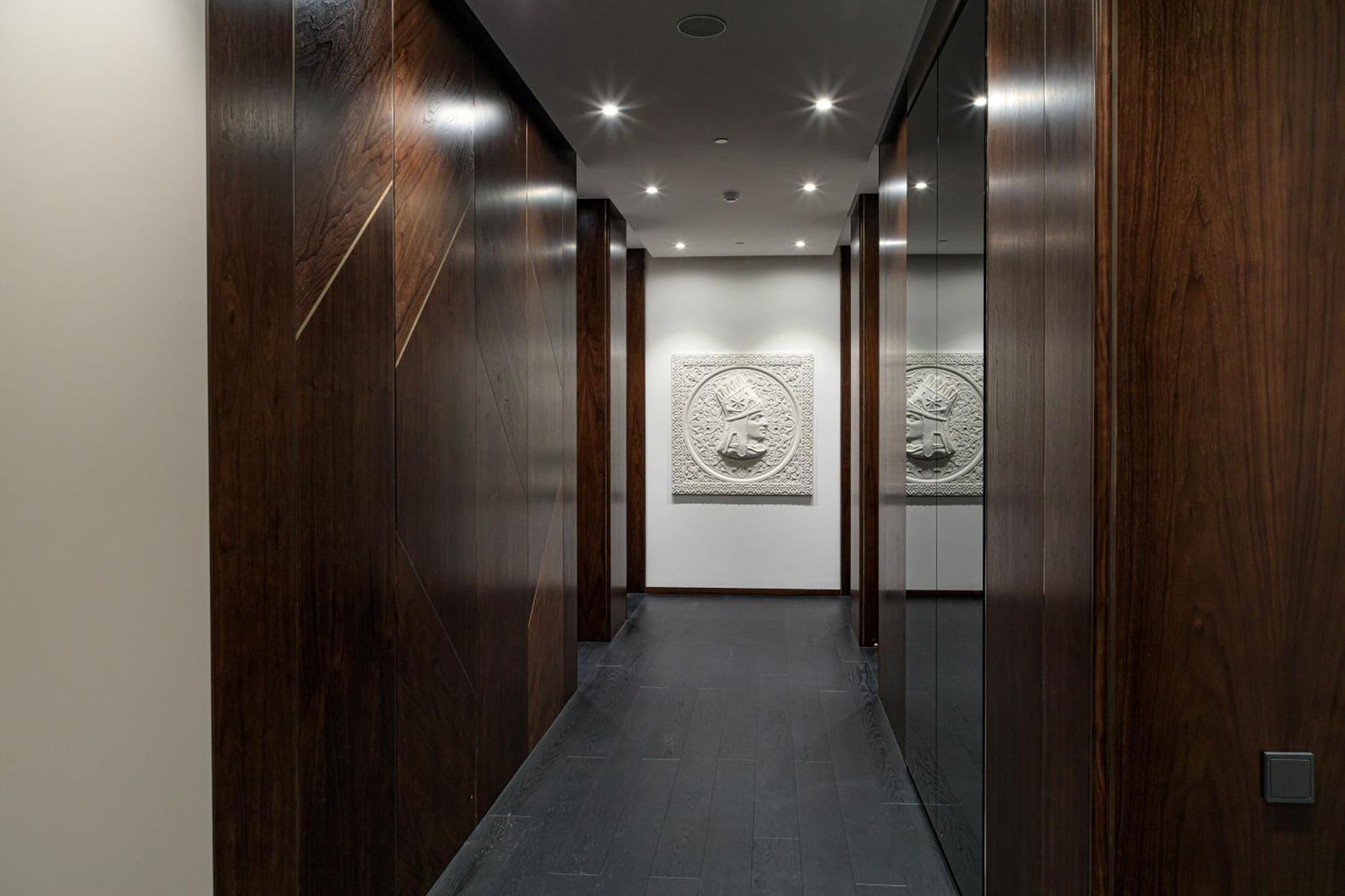 Seven Visions And Places, The Dvin Hotel 5*