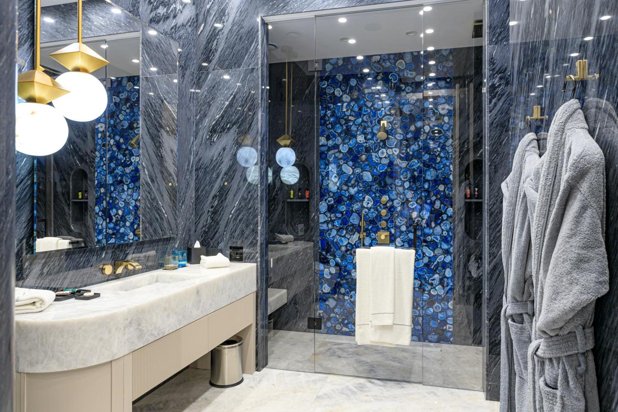 Hotel Seven Visions And Places, The Dvin 5*