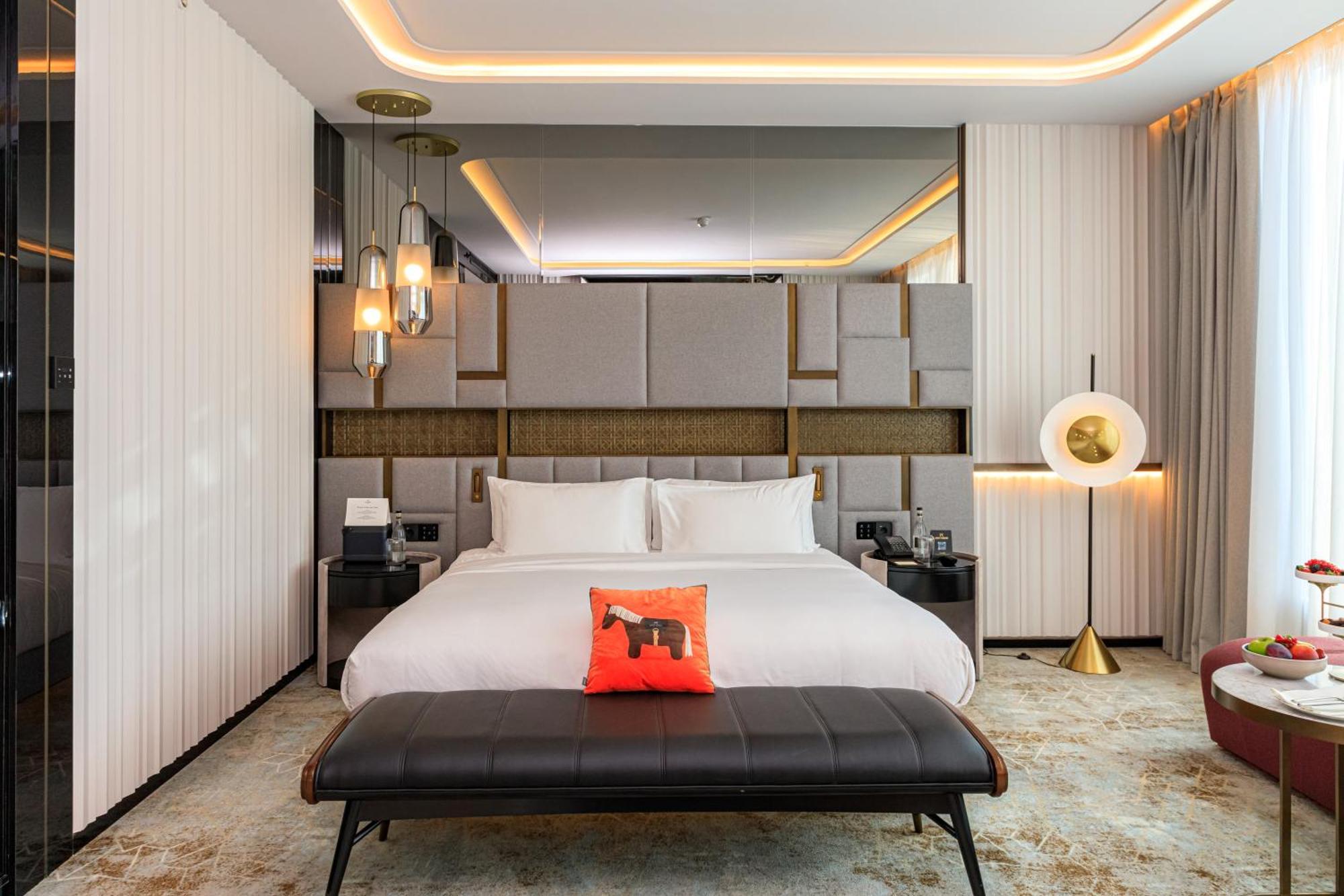 Hotel Seven Visions And Places, The Dvin 5*