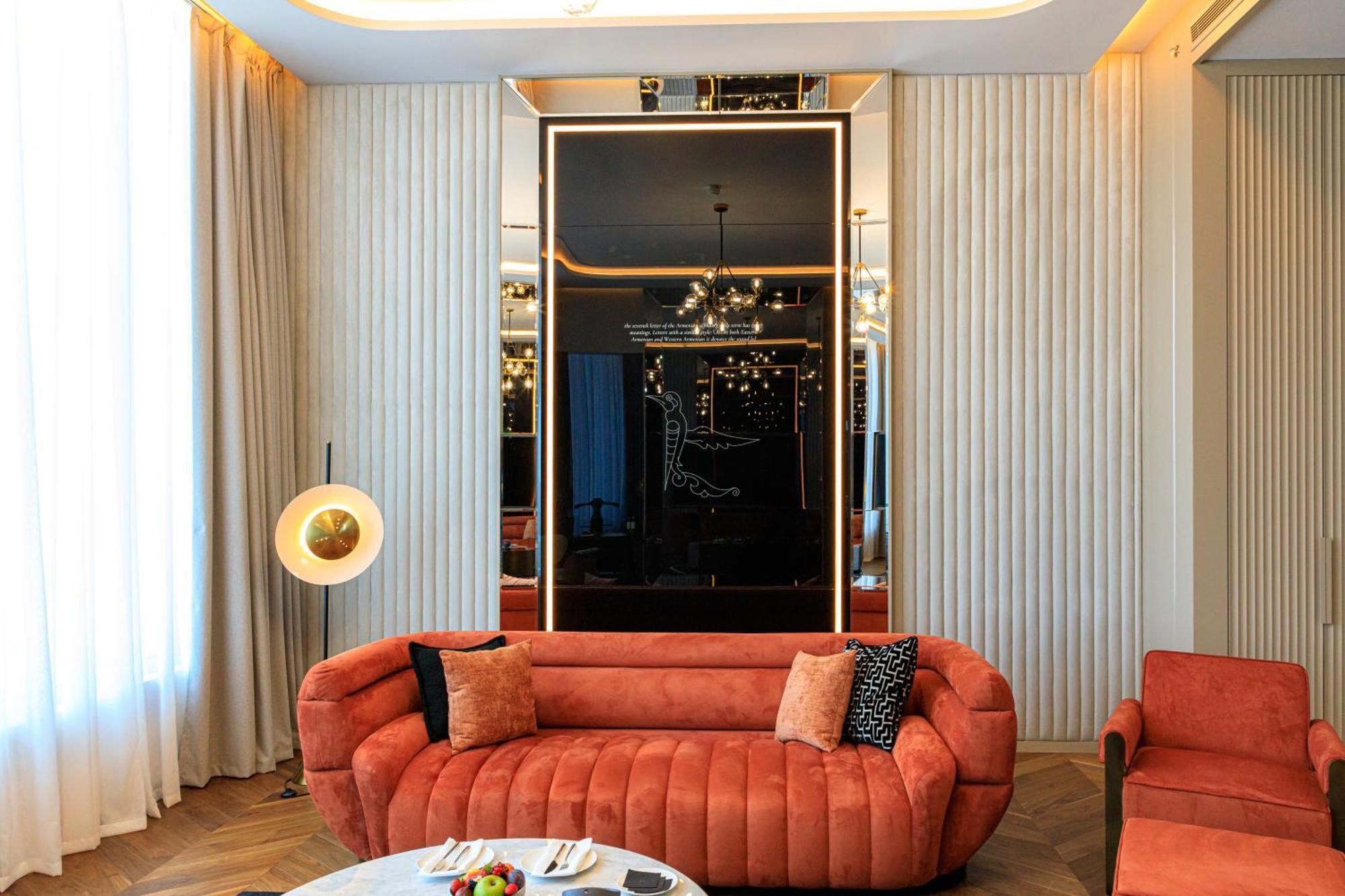 Hotel Seven Visions And Places, The Dvin